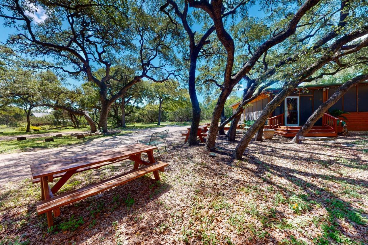 Cabin-Style Book House & Writing Barn Austin Room photo